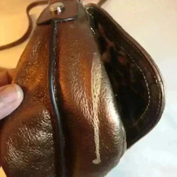 B Makowsky‎ Metallic Bronze Leather Chunky Chain Shoulder Hand Bag Purse - Picture 9 of 10